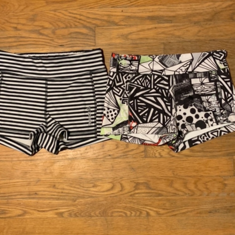 Reebok stretch workout shorts